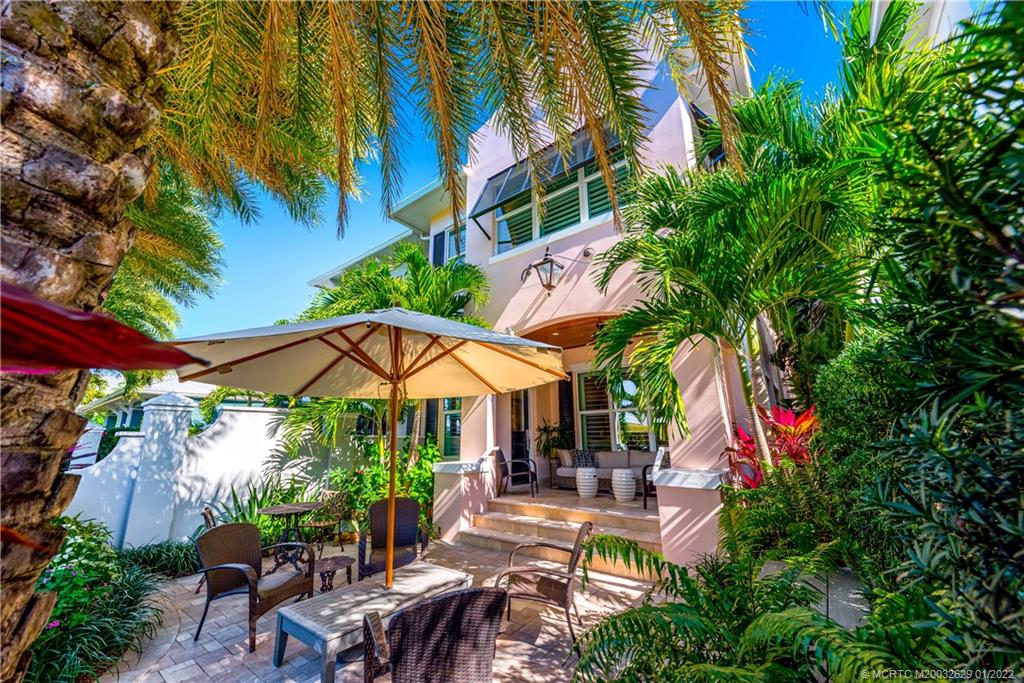 419 Southwest Akron Avenue Stuart, FL 34994 - Photo 2 of 52