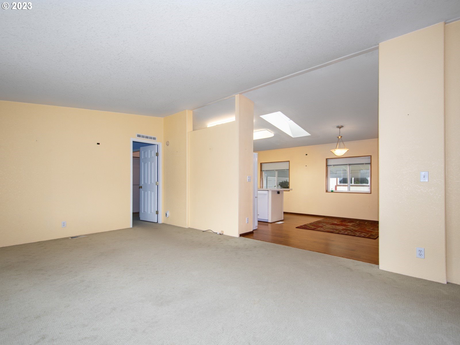 369 Gun Club Road, Unit 39 Woodland, WA 98674 - Photo 11 of 32 Living Room/Dining Room