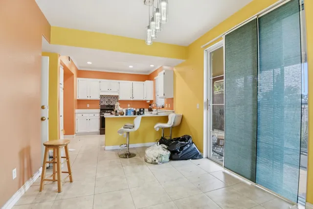 $3,595 | 7208 Paseo Del Rio, Los Angeles, CA 90040