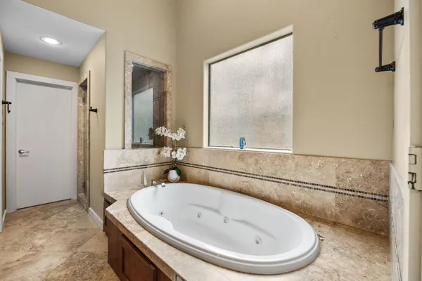 $3,500 | 510 Jackson Hill Street, Houston, TX 77007
