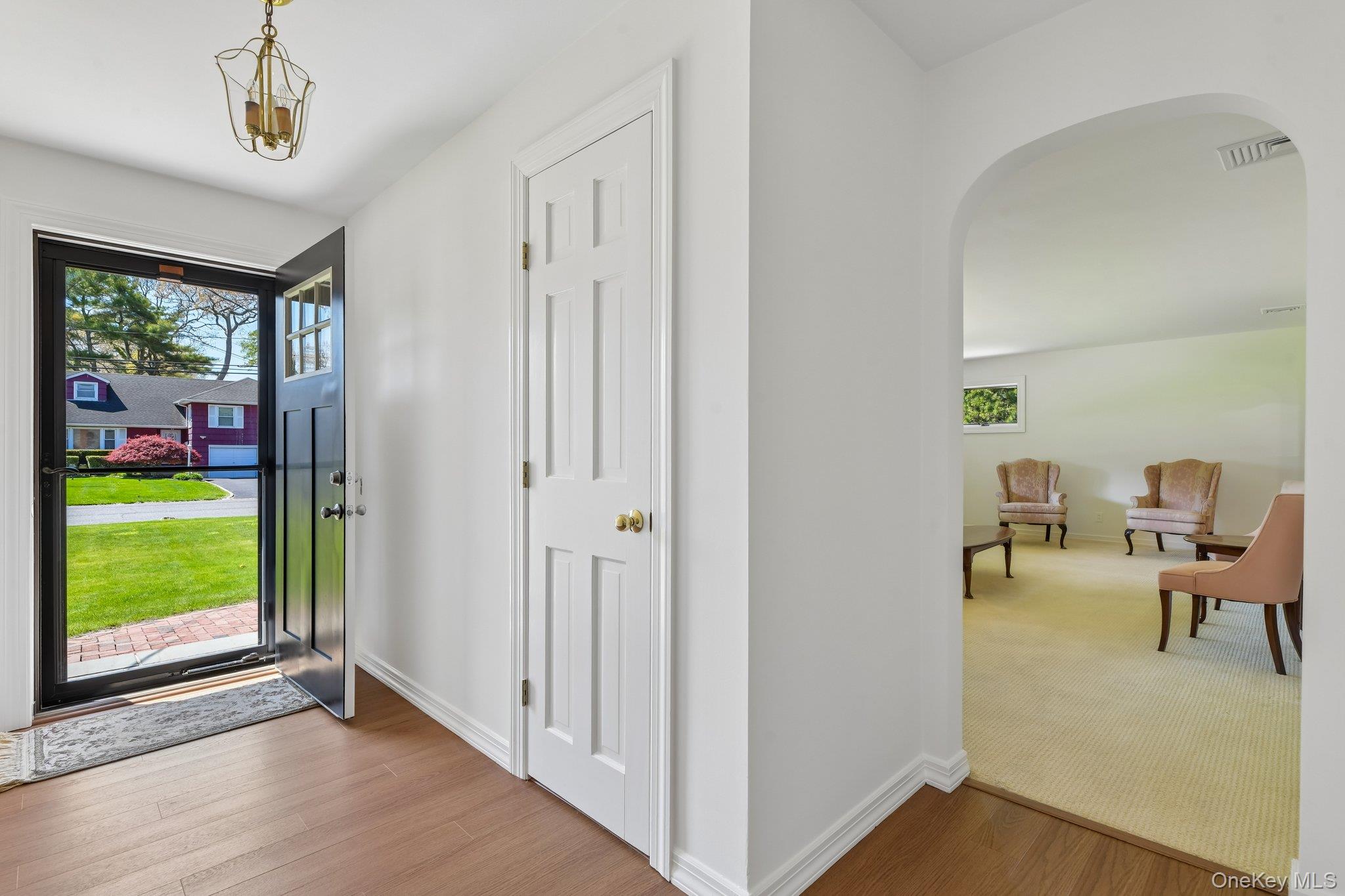 39 Shebar Drive Islip, NY 11751 - Photo 6 of 31