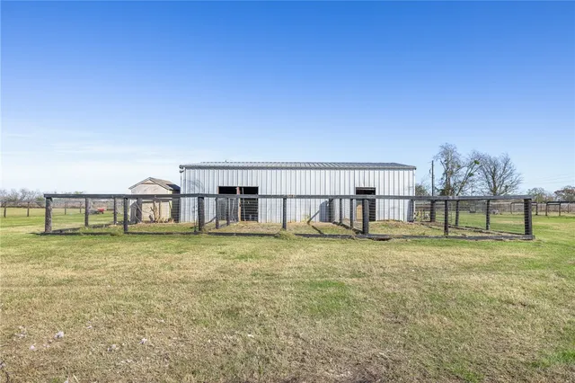 $499,900 | 8853 Farm To Market Road 974, Bryan, TX 77808