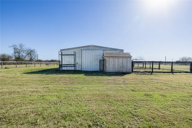 $499,900 | 8853 Farm To Market Road 974, Bryan, TX 77808