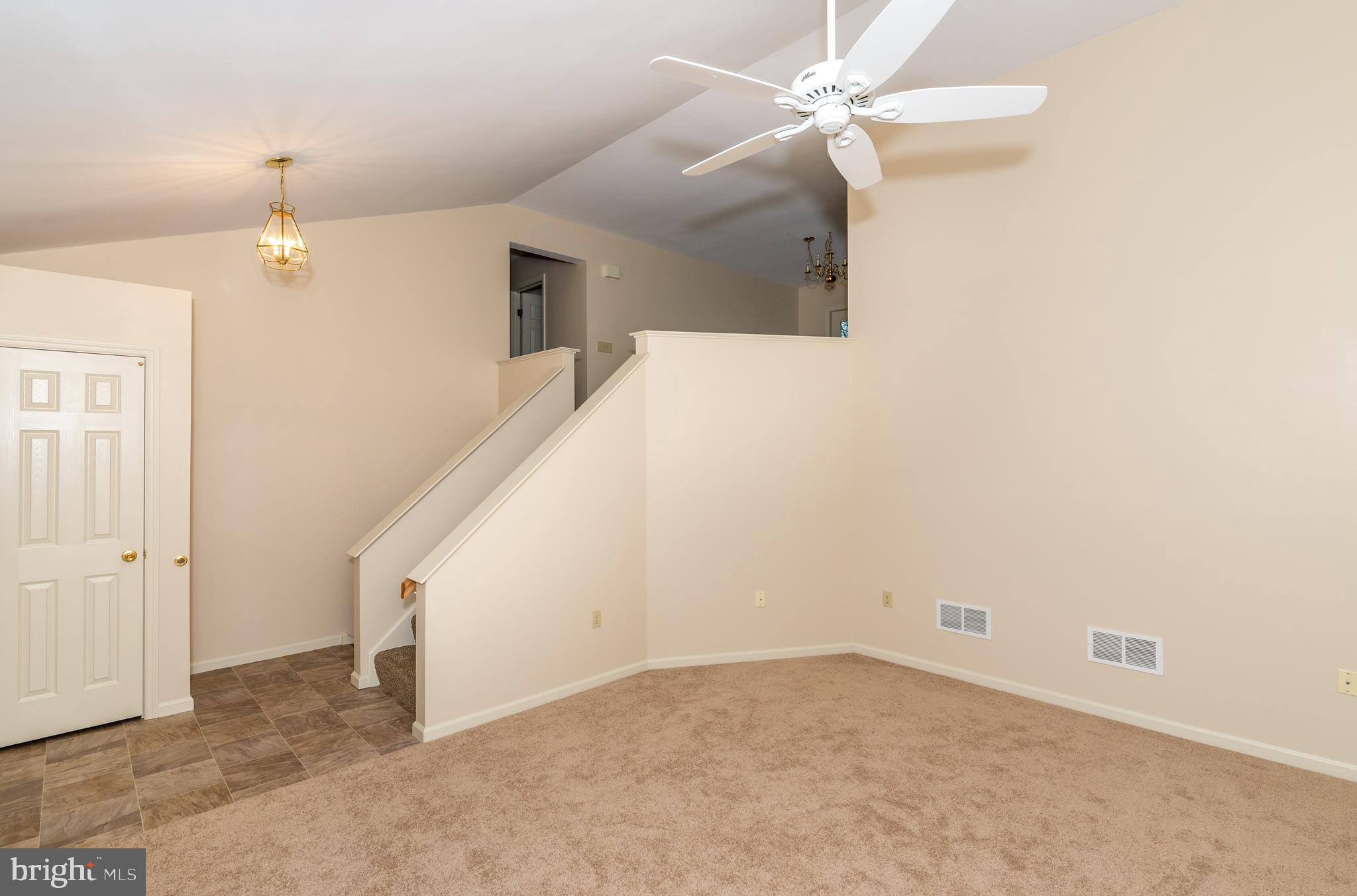 13 Wade Drive Lititz, PA 17543 - Photo 5 of 25