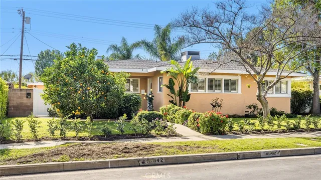 $1,095,000 | 16642 Los Alimos Street, Granada Hills, CA 91344