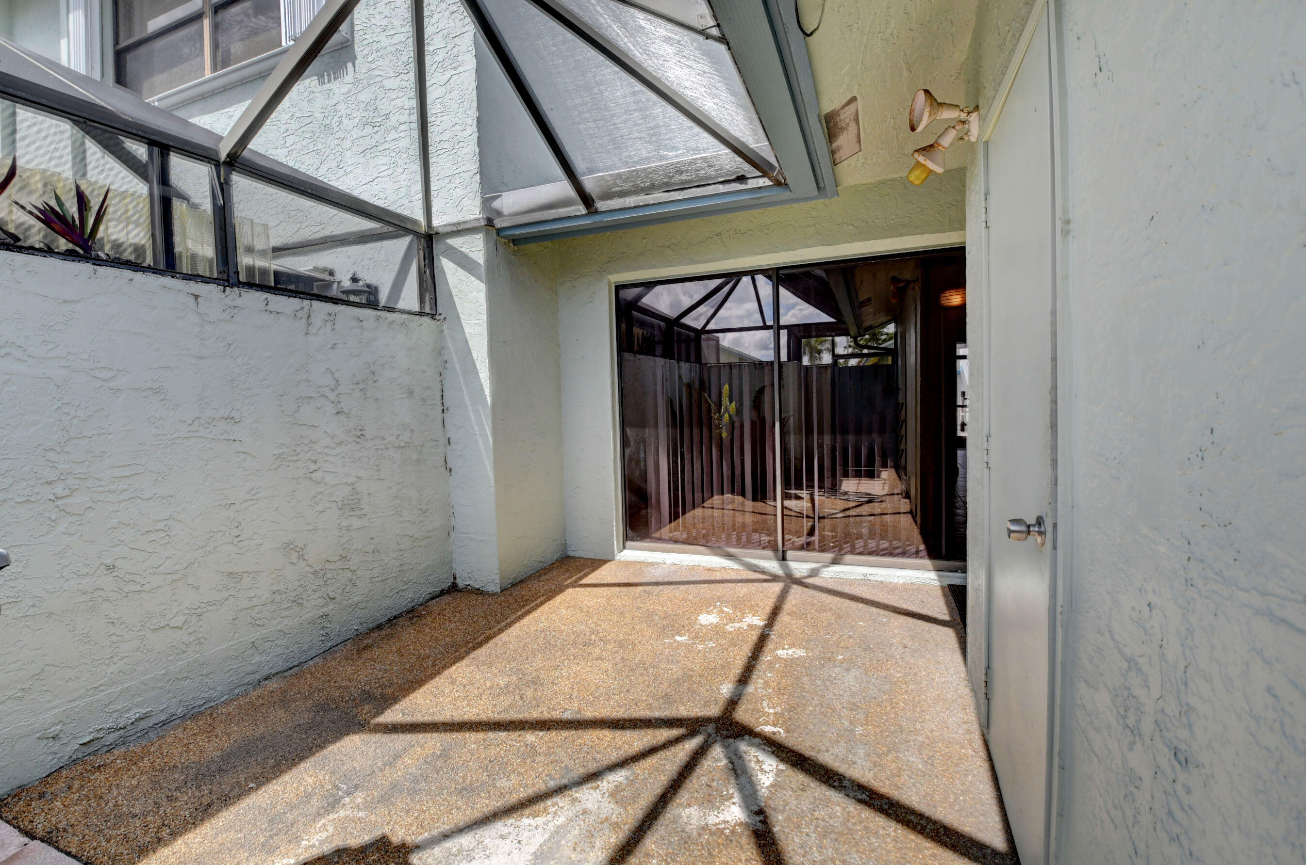 9148 Southwest 21st Court, Unit B Boca Raton, FL 33428 - Photo 14 of 40 13_dsc_4454_5_6_7_8