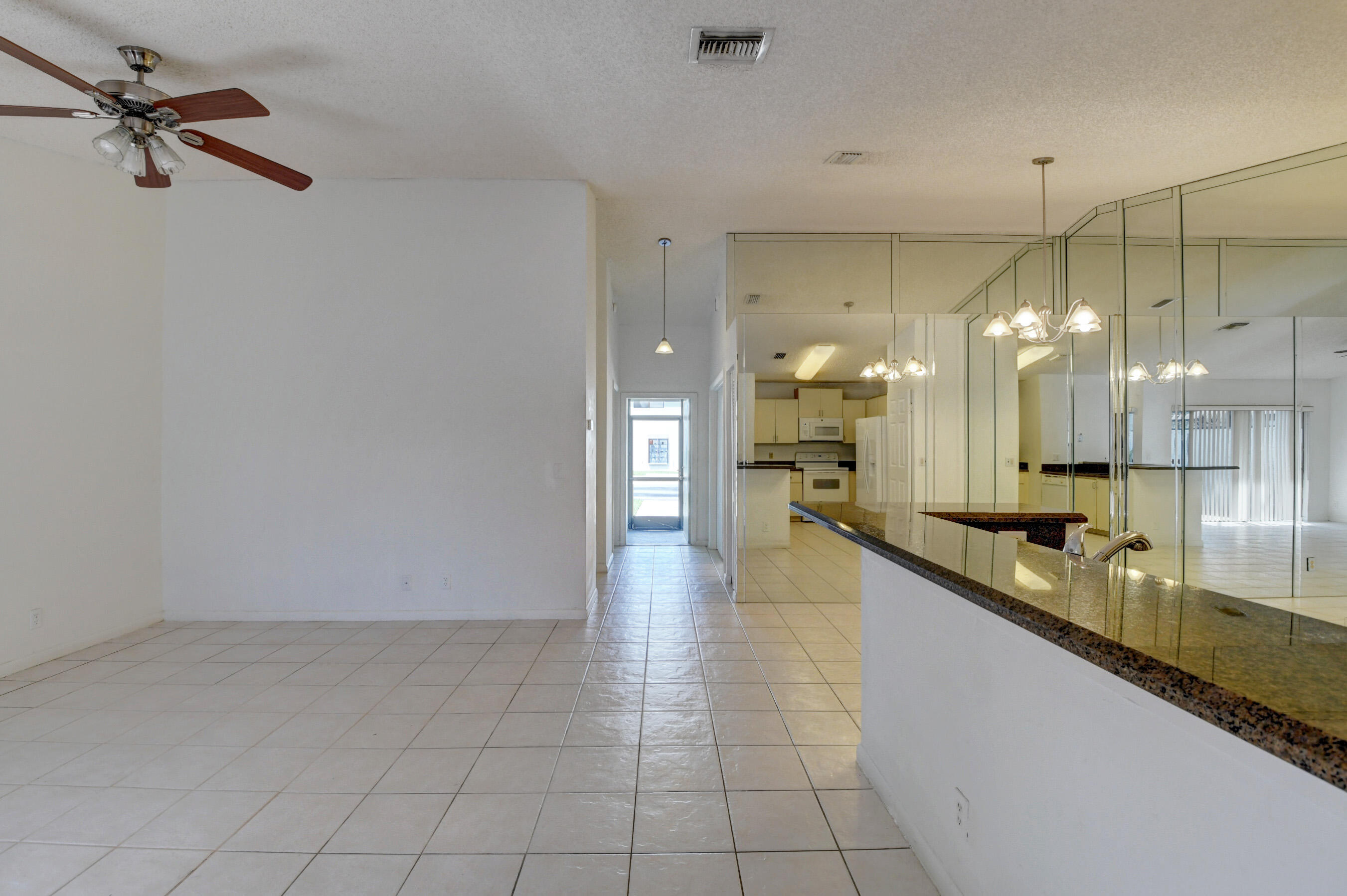 9148 Southwest 21st Court, Unit B Boca Raton, FL 33428 - Photo 22 of 40 21_dsc_4519_20_21_22_23