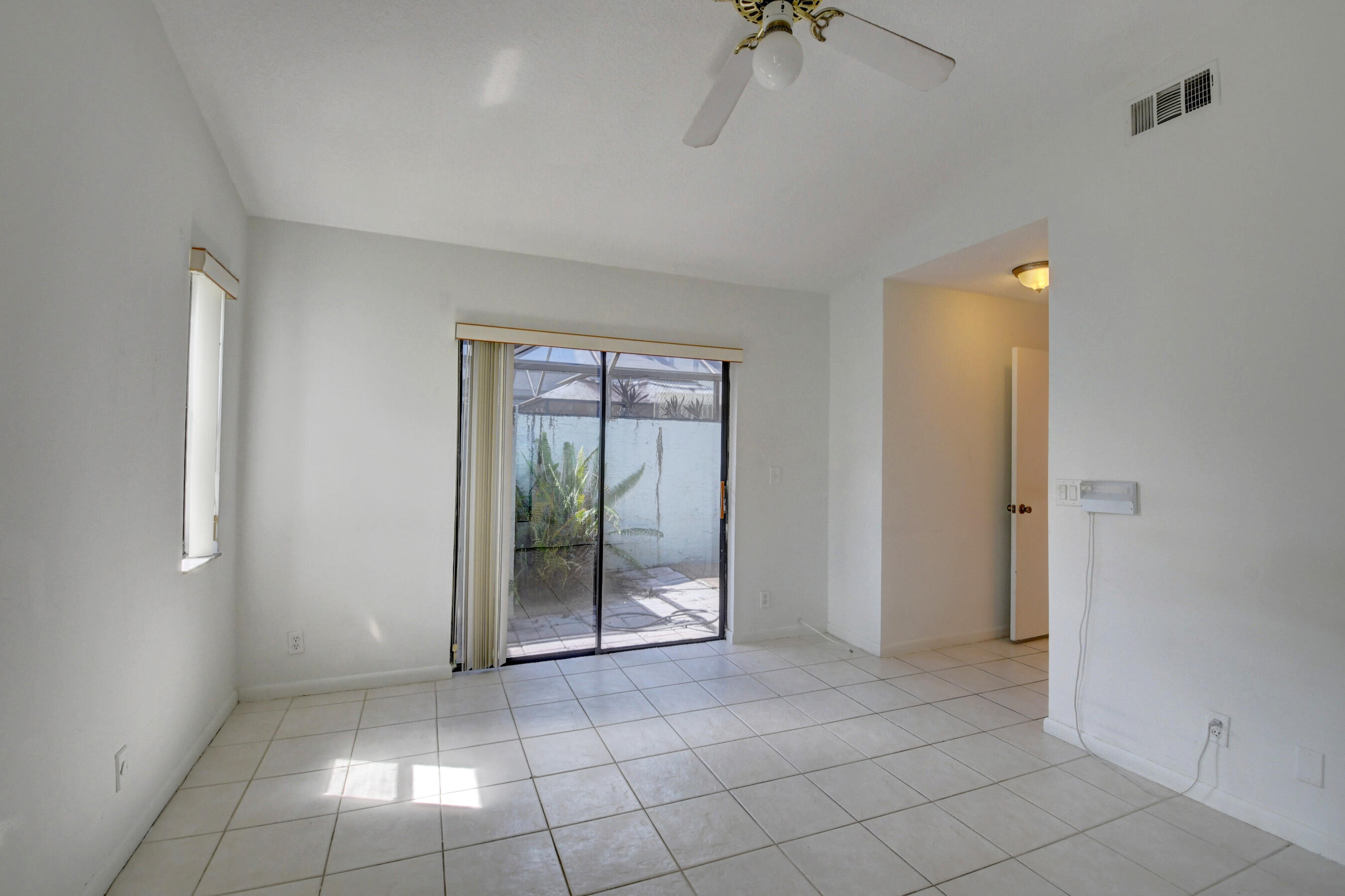 9148 Southwest 21st Court, Unit B Boca Raton, FL 33428 - Photo 32 of 40 31_dsc_4579_80_81_82_83