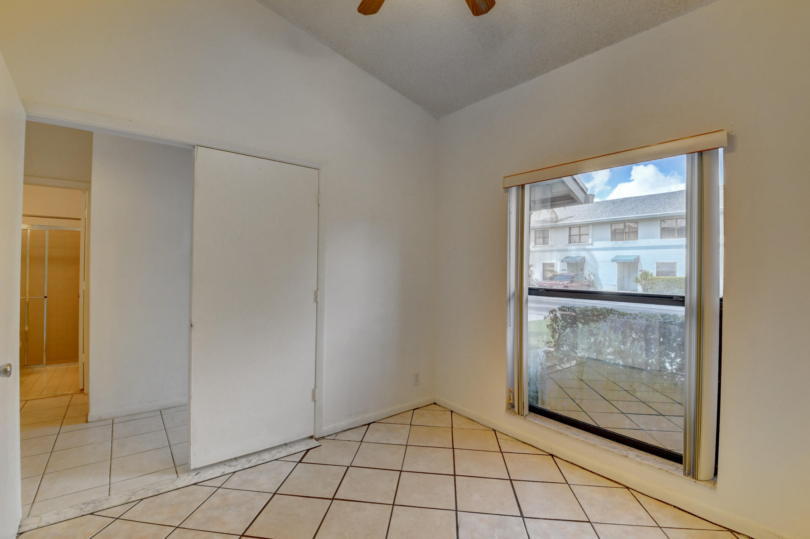 9148 Southwest 21st Court, Unit B Boca Raton, FL 33428 - Photo 34 of 40 33_dsc_4589_90_91_92_93