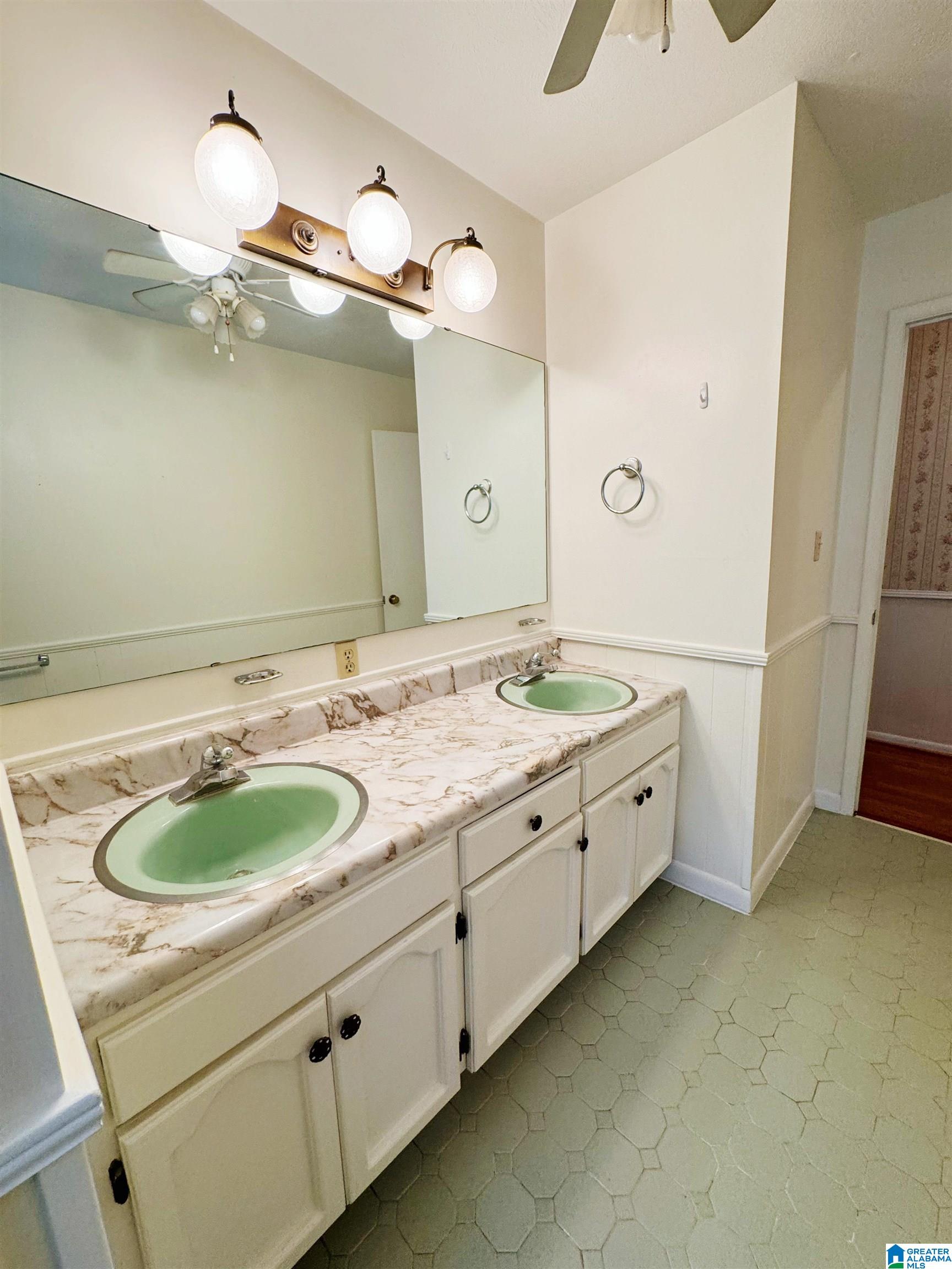 200 Morris Road Weaver, AL 36277 - Photo 19 of 29 Gallery Image 19