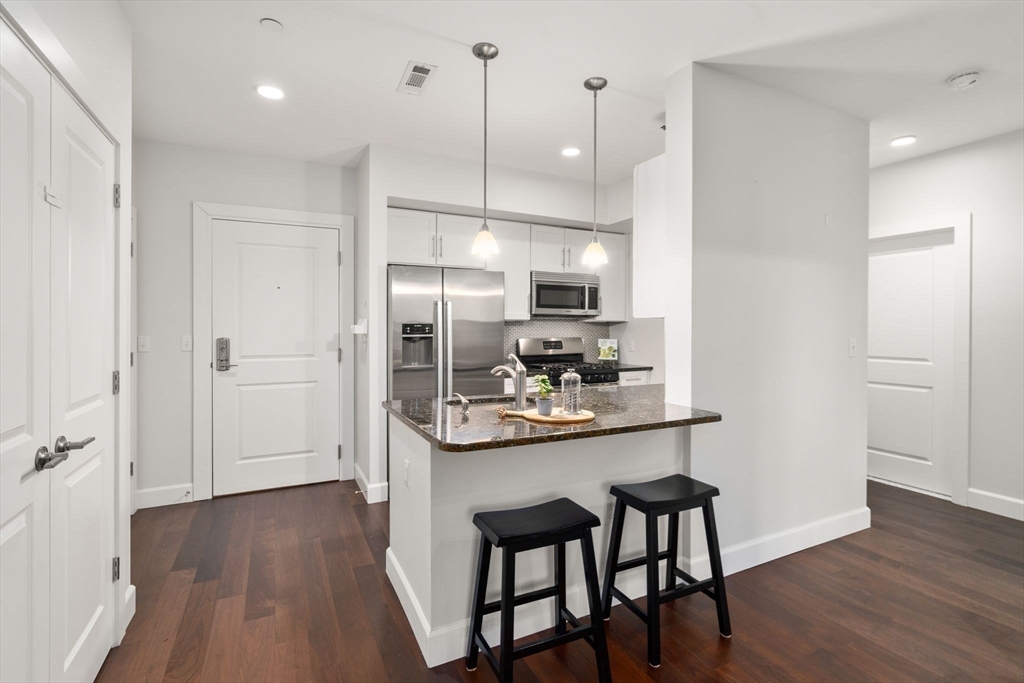 1501 Commonwealth Avenue, Unit 304 Boston, MA 02135 - Photo 4 of 24