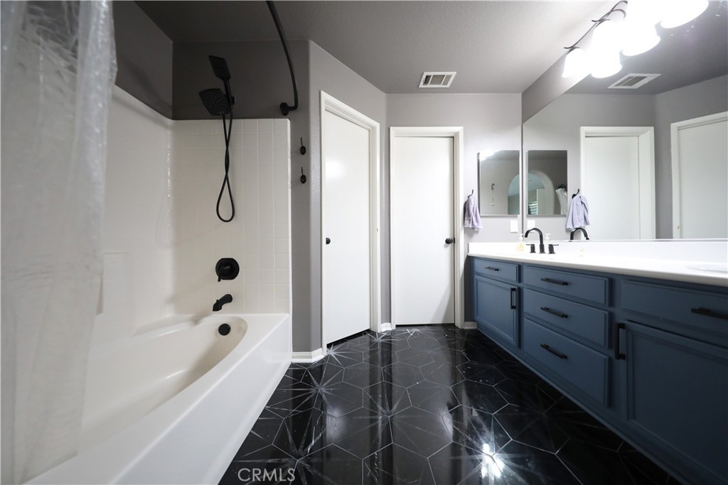 39246 Mango Bay, Unit B Murrieta, CA 92563 - Photo 13 of 15