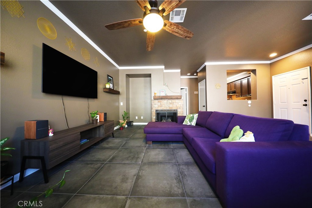 39246 Mango Bay, Unit B Murrieta, CA 92563 - Photo 4 of 15