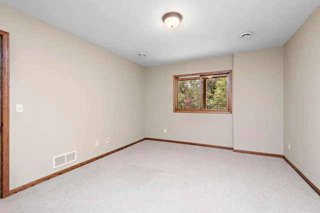 $539,900 | 1986 Laquey Avenue Northeast, St. Michael, MN 55376