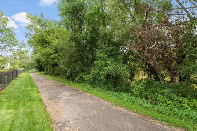 $539,900 | 1986 Laquey Avenue Northeast, St. Michael, MN 55376