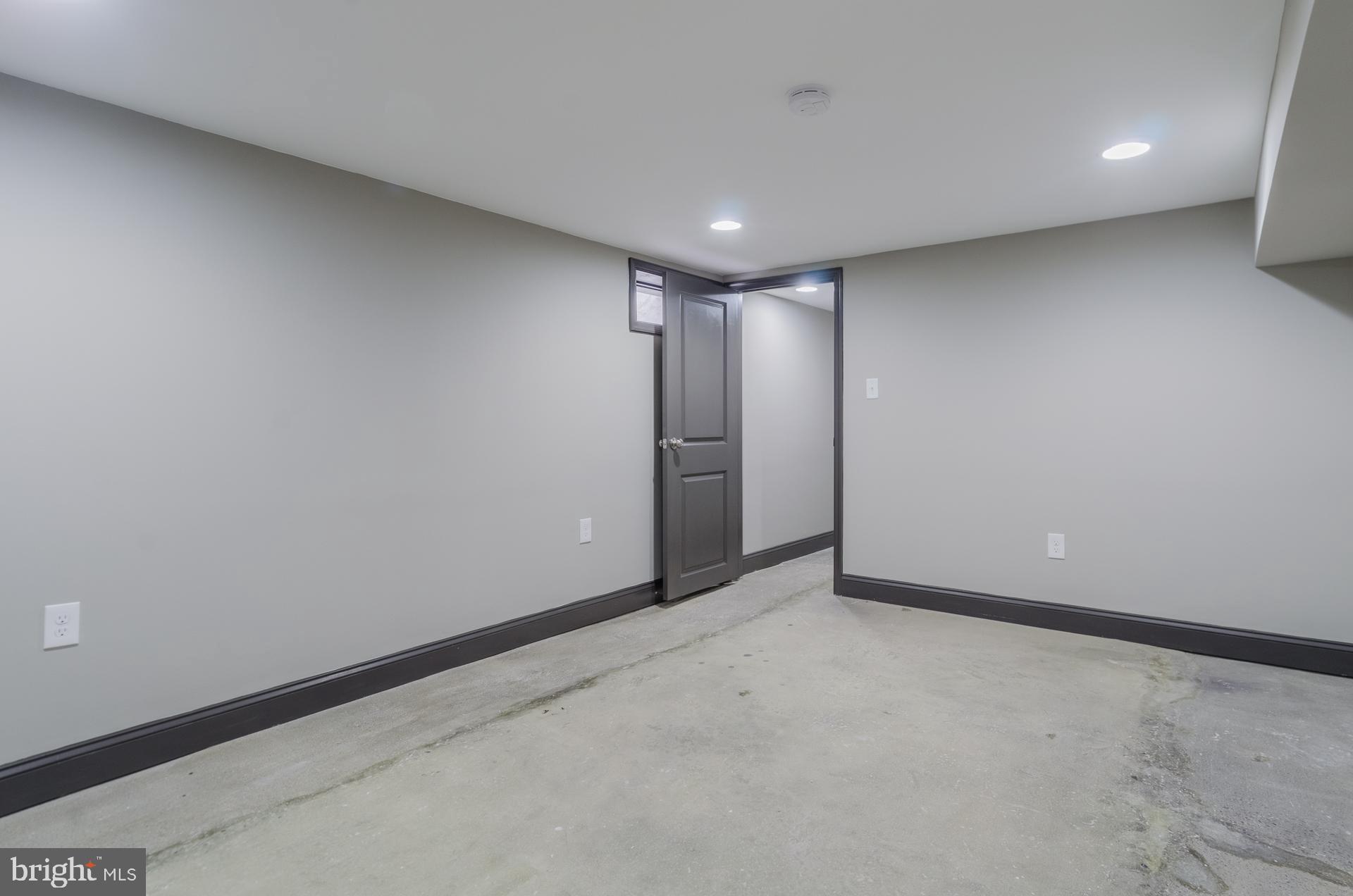 8 West Barney Street Baltimore, MD 21230 - Photo 14 of 37 Unit 1 Bedroom