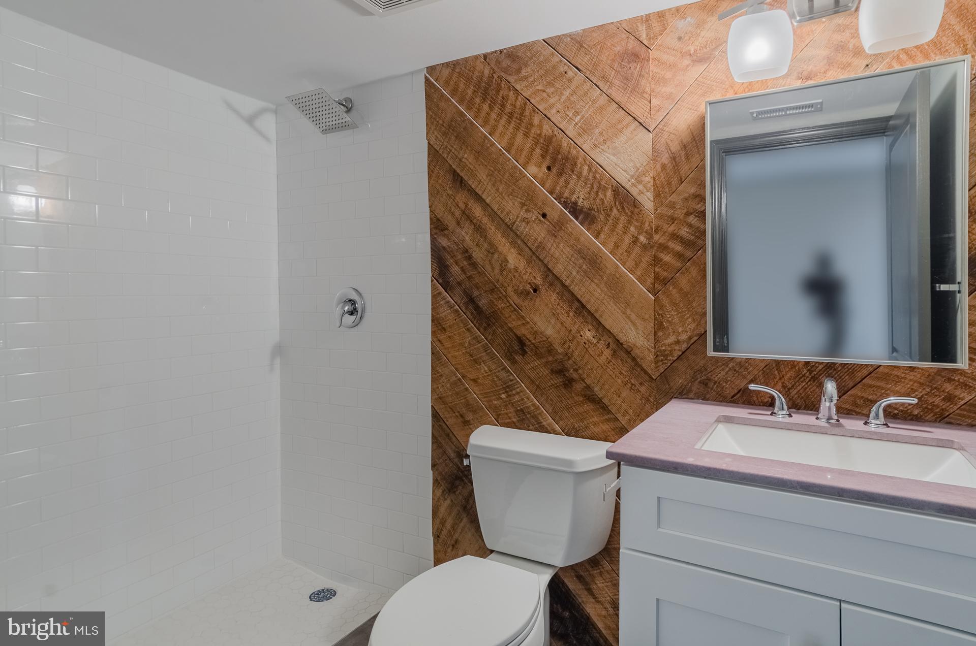 8 West Barney Street Baltimore, MD 21230 - Photo 16 of 37 Unit 1 Bathroom