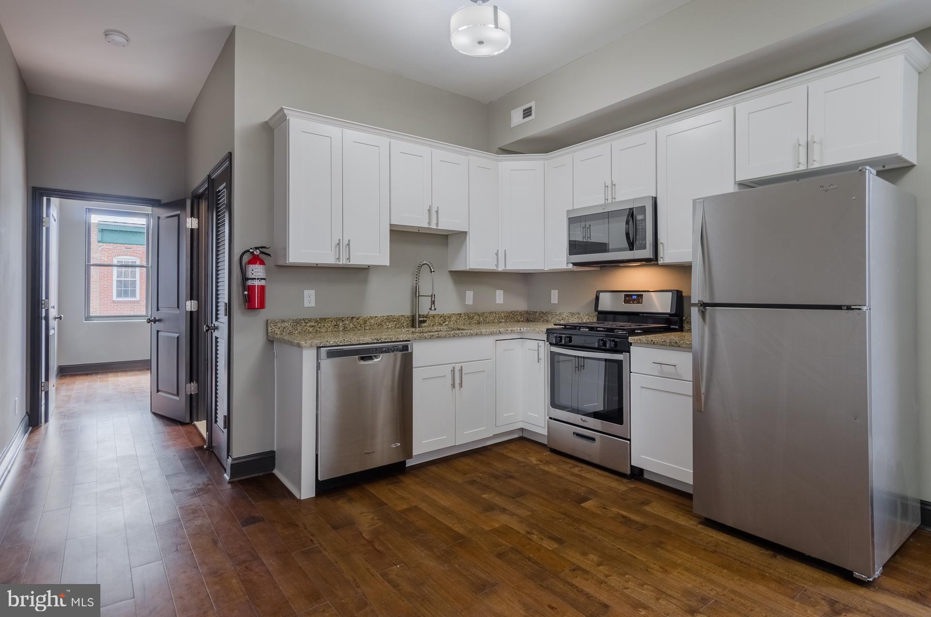 8 West Barney Street Baltimore, MD 21230 - Photo 28 of 37 Unit 2 Kitchen