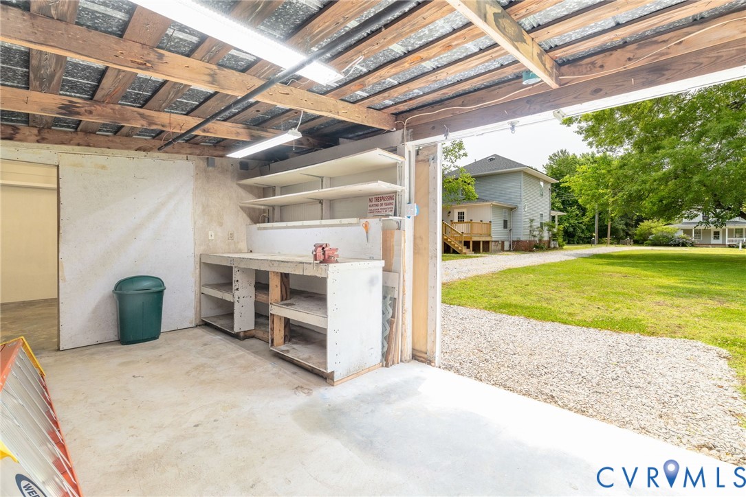 1820 10th Street Victoria, VA 23974 - Photo 33 of 35