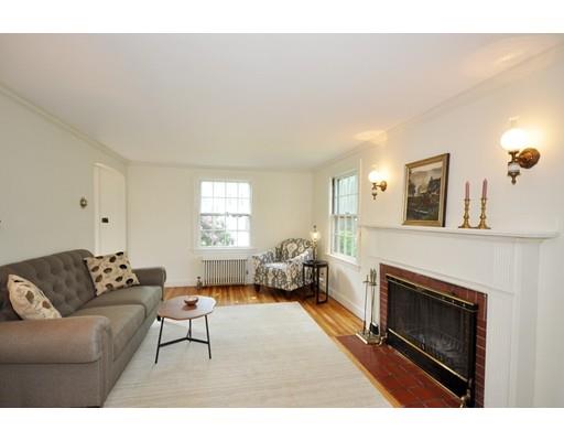 62 Sartell Road Waltham, MA 02451 - Photo 5 of 24 Gallery Image 5