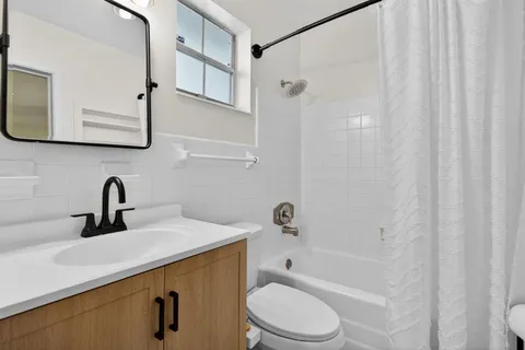 $480,000 | 3261 Northwest 6th Avenue, Fort Lauderdale, FL 33309