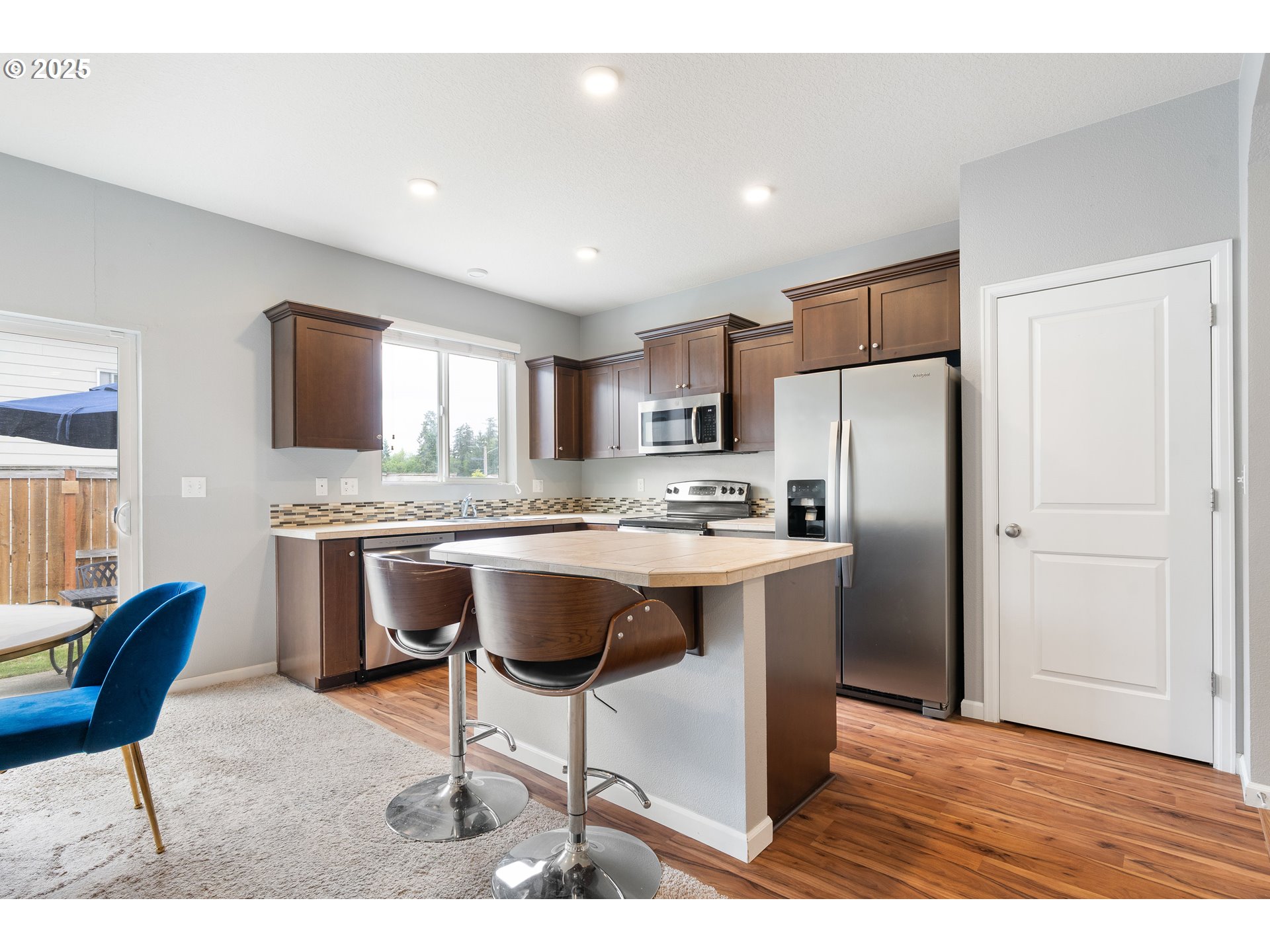 12258 Southwest Versailles Road Portland, OR 97224 - Photo 13 of 30