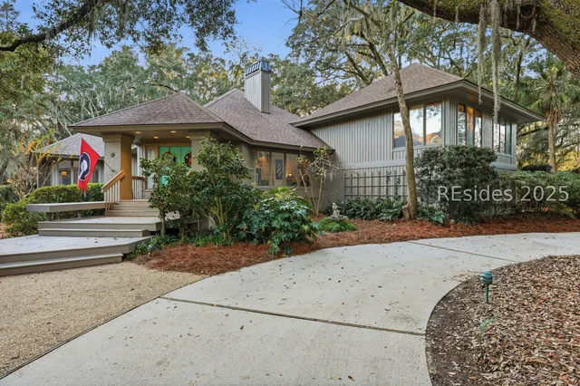 $1,200,000 | 1 Oak Creek Drive, Hilton Head Island, SC 29928