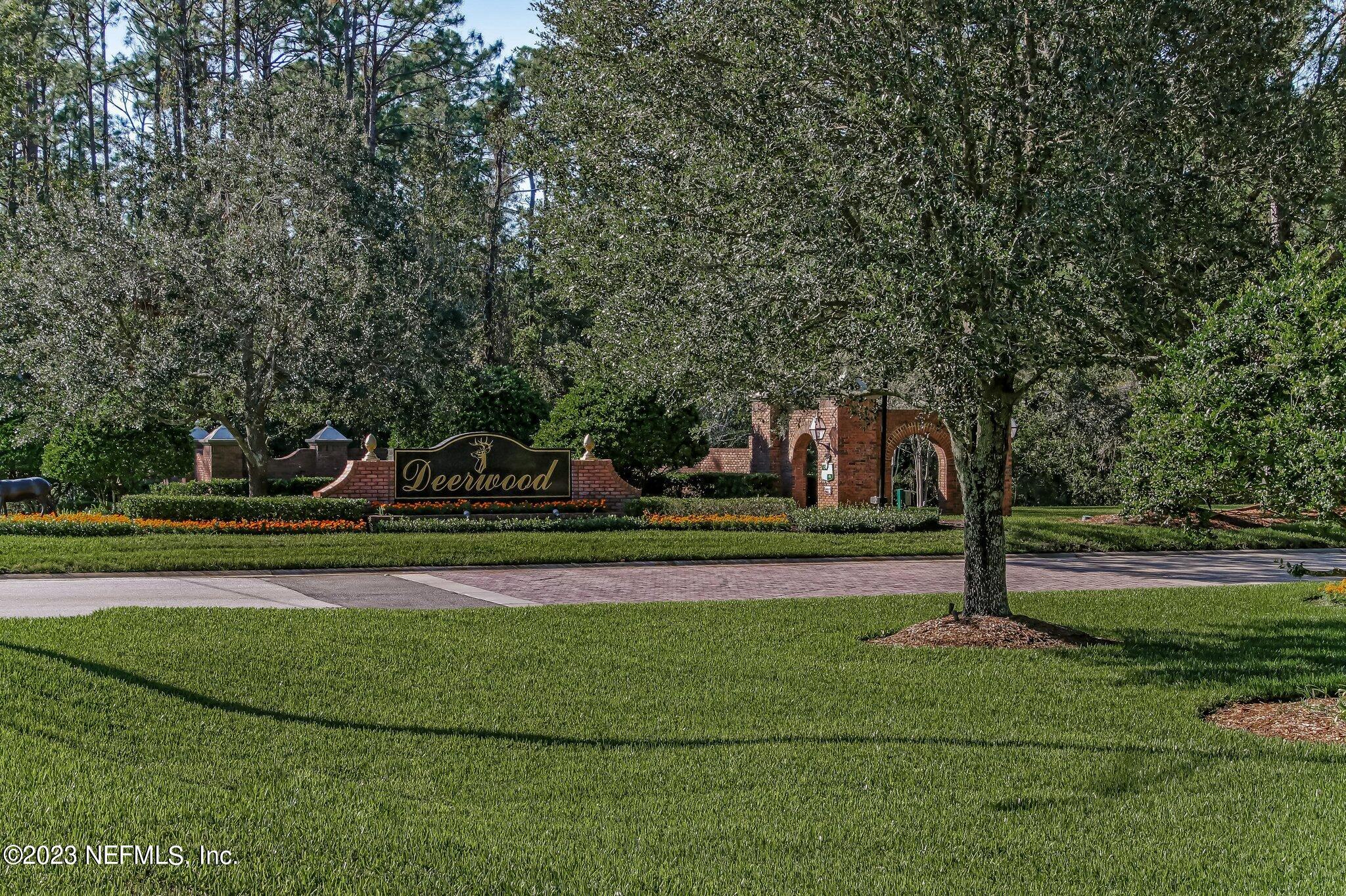 8026 Pine Lake Road Jacksonville, FL 32256 - Photo 43 of 43 a view of a park