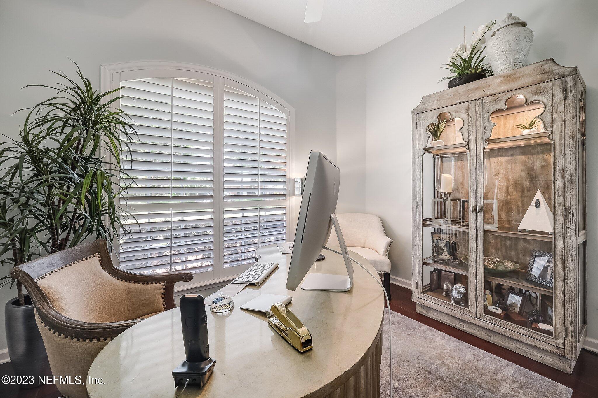 8026 Pine Lake Road Jacksonville, FL 32256 - Photo 10 of 43 a view of a room with gym equipment