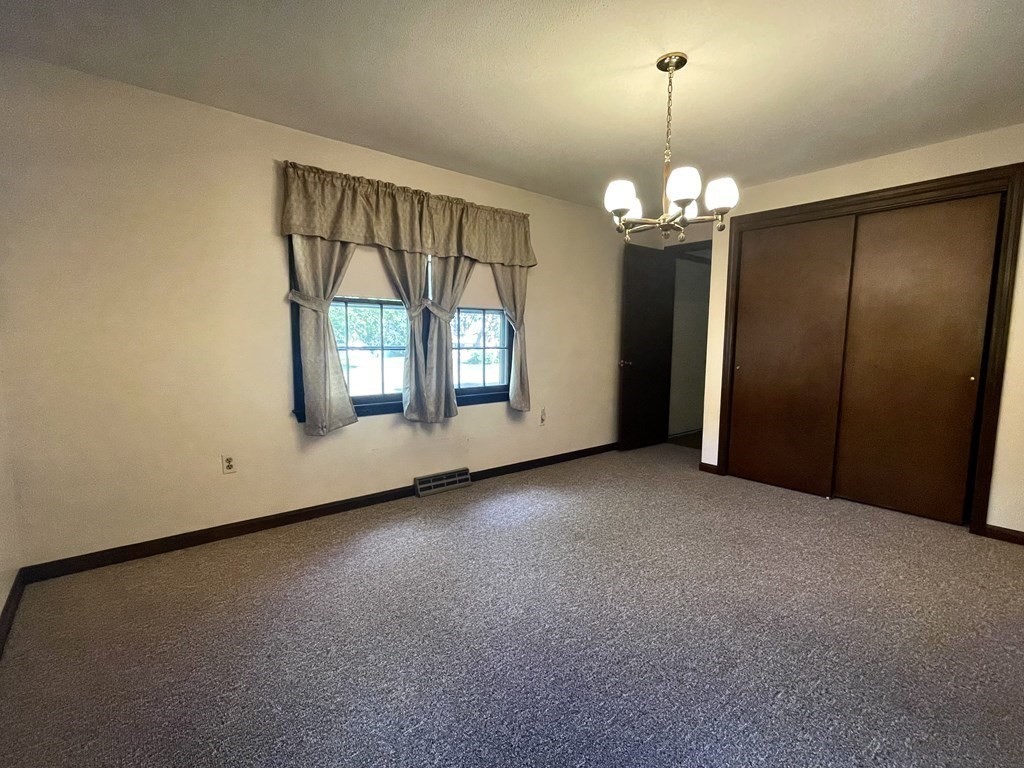 150 Meadowbrook Road Agawam, MA 01001 - Photo 14 of 27 Gallery Image 14