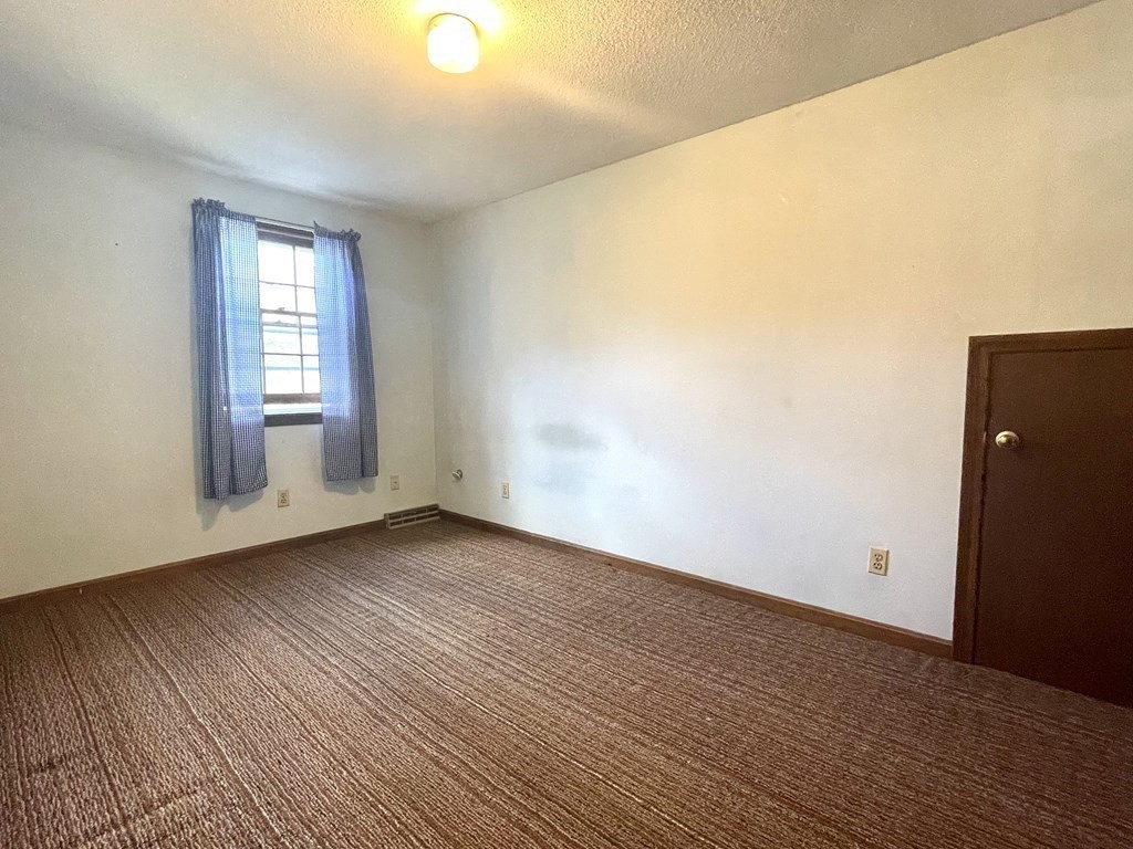 150 Meadowbrook Road Agawam, MA 01001 - Photo 21 of 27 Gallery Image 21