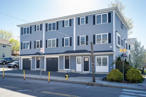 $899,000 | 3 Lowell Street, Unit 3, Waltham, MA 02453