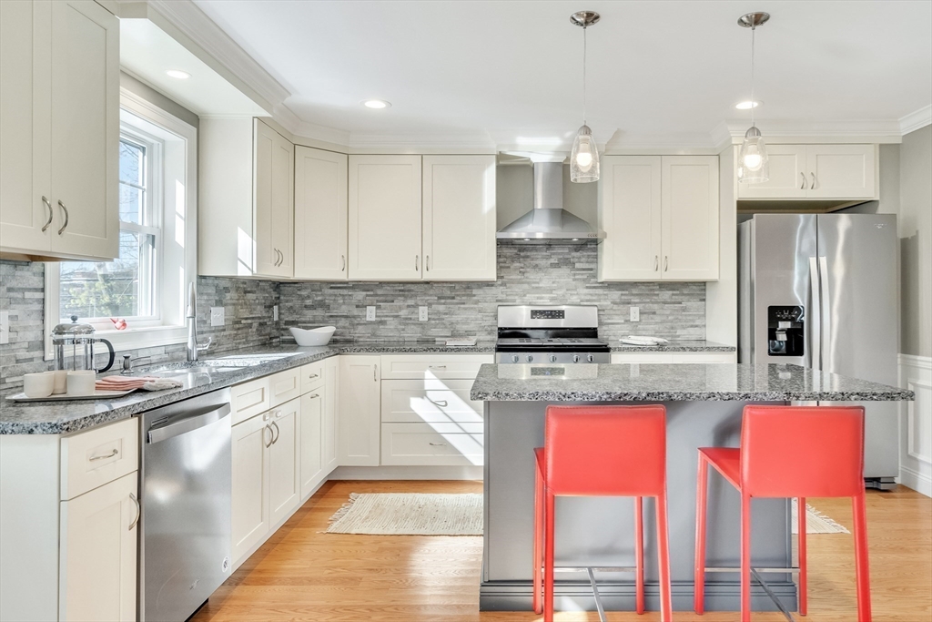 3 Lowell Street, Unit 3 Waltham, MA 02453 - Photo 11 of 26