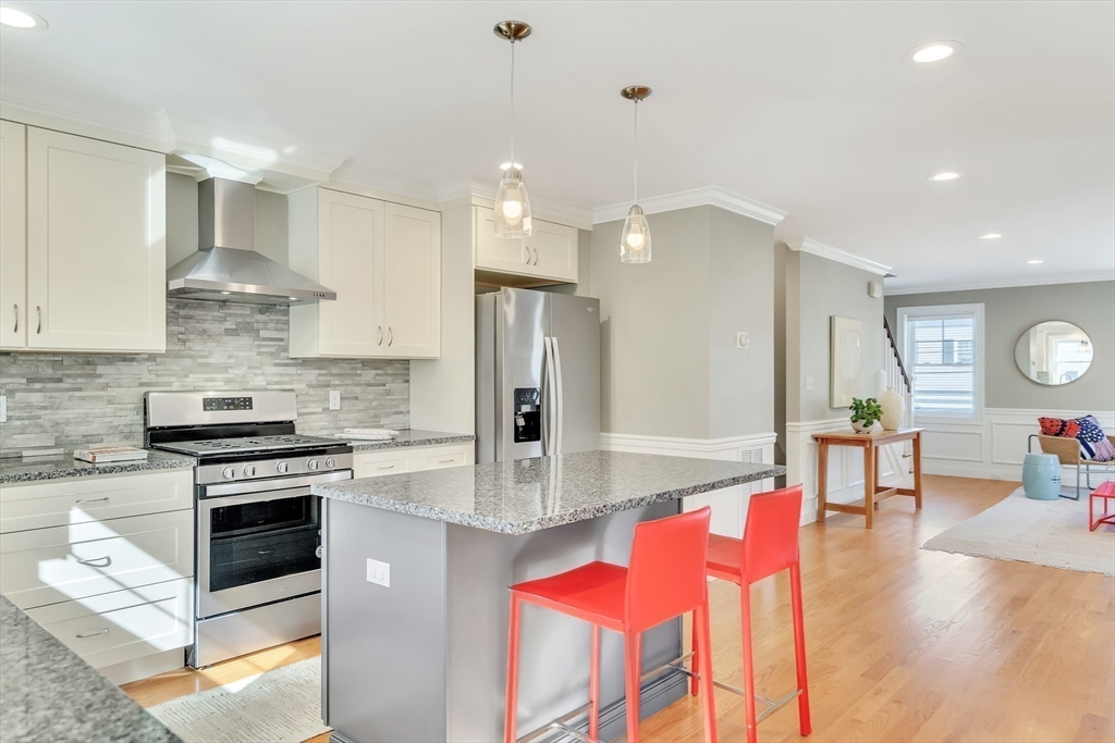 3 Lowell Street, Unit 3 Waltham, MA 02453 - Photo 13 of 26