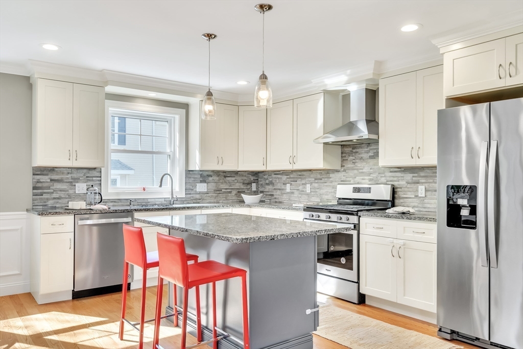 3 Lowell Street, Unit 3 Waltham, MA 02453 - Photo 10 of 26