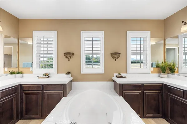 $774,990 | 30214 Trois Valley Street, Murrieta, CA 92563
