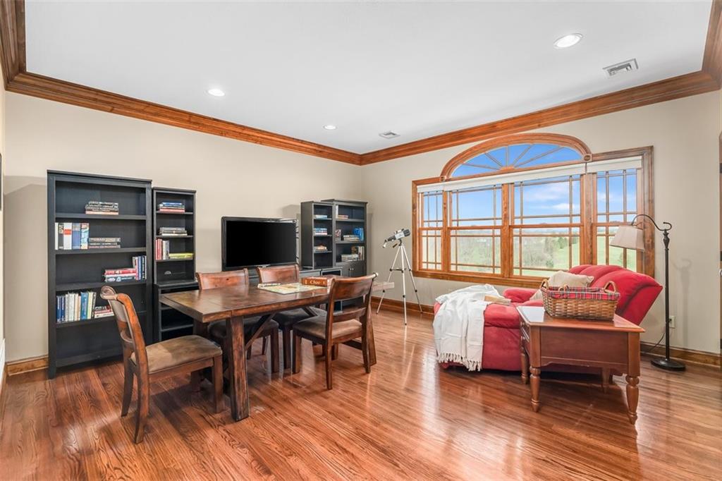194 Pflug Road New Brighton, PA 15066 - Photo 15 of 50 Gallery Image 15
