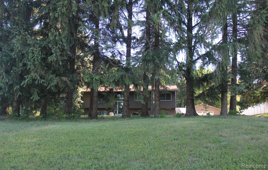 8087 East Carpenter Road Davison, MI 48423 - Photo 31 of 40