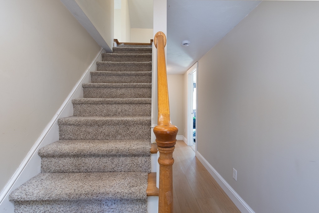 122 Wallace Road Sturbridge, MA 01566 - Photo 21 of 40 a view of entryway
