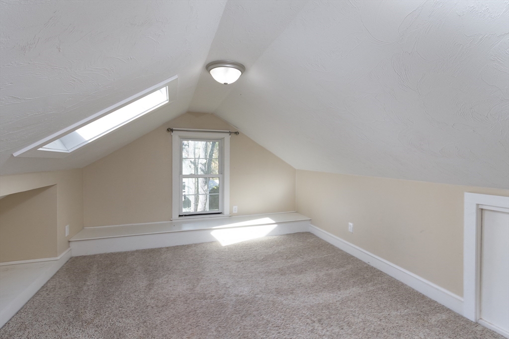 122 Wallace Road Sturbridge, MA 01566 - Photo 22 of 40 an empty room with windows