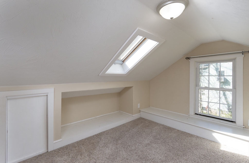 122 Wallace Road Sturbridge, MA 01566 - Photo 23 of 40 an empty room with a window