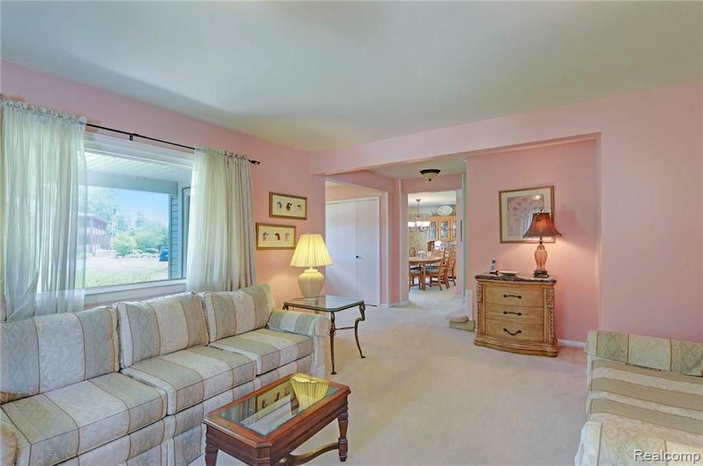 11820 Quirk Road Belleville, MI 48111 - Photo 28 of 51 Gallery Image 28