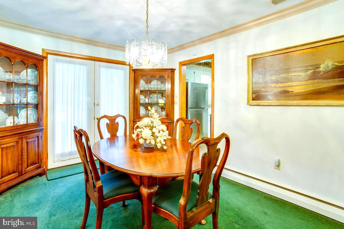 31 Cedarhill Road Randallstown, MD 21133 - Photo 16 of 64 Crown Molding in Dining room