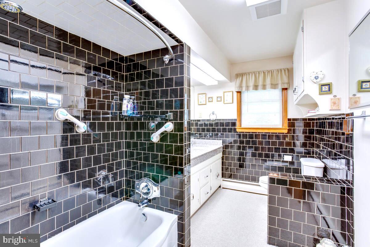 31 Cedarhill Road Randallstown, MD 21133 - Photo 24 of 64 Hall Bath