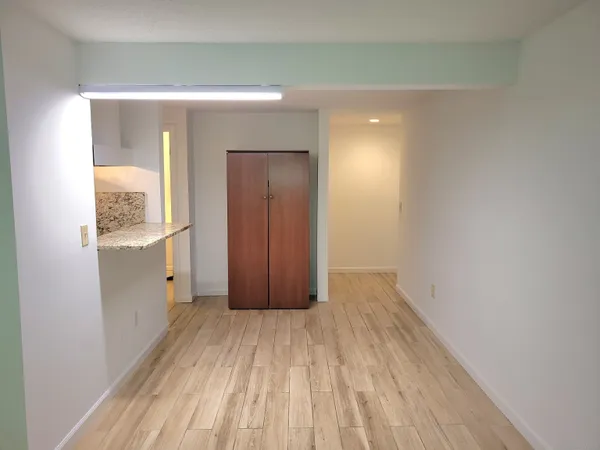 $1,350 | 5 Nabby Road, Unit A36, Danbury, CT 06811