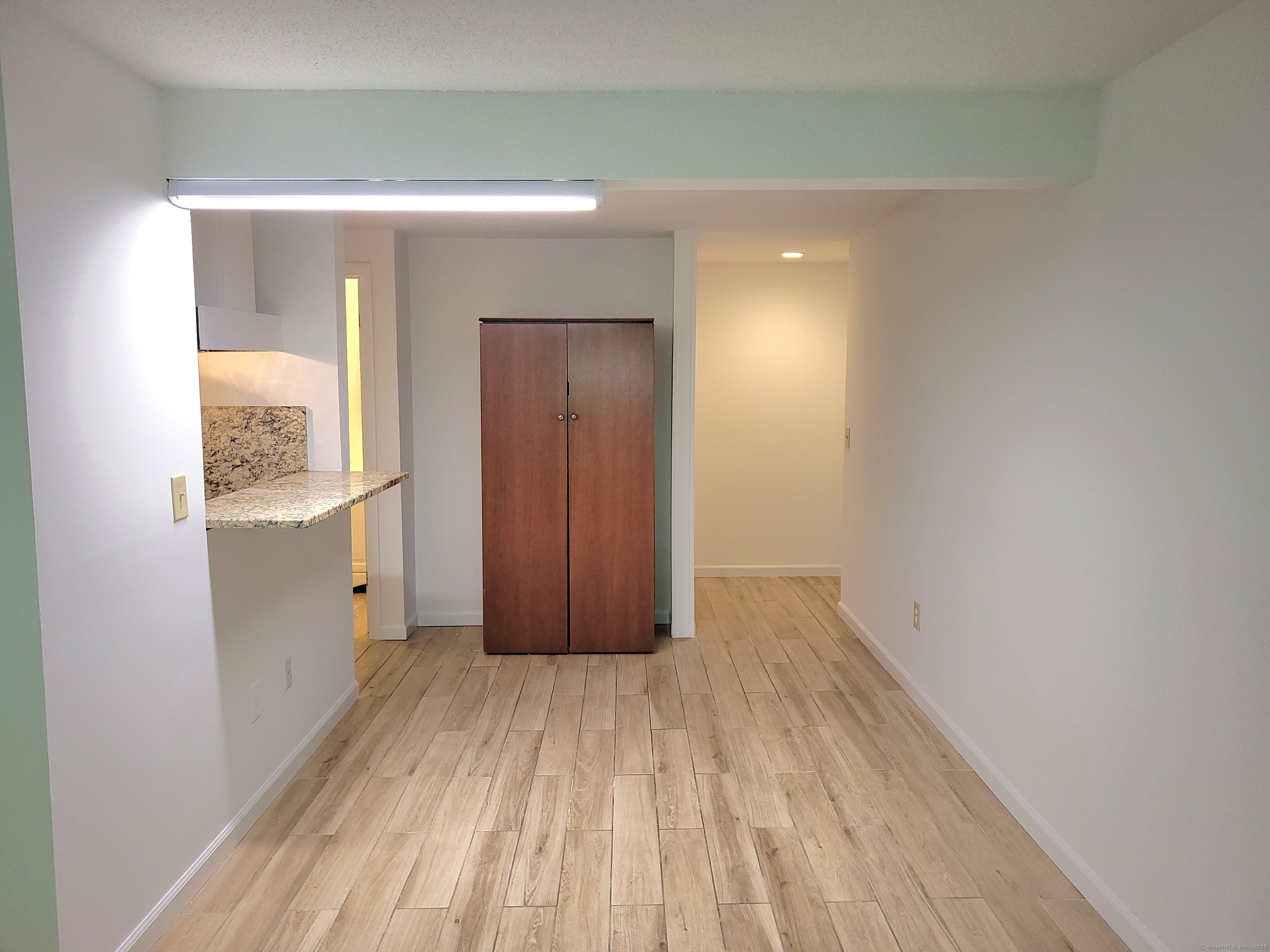 5 Nabby Road, Unit A36 Danbury, CT 06811 - Photo 3 of 9