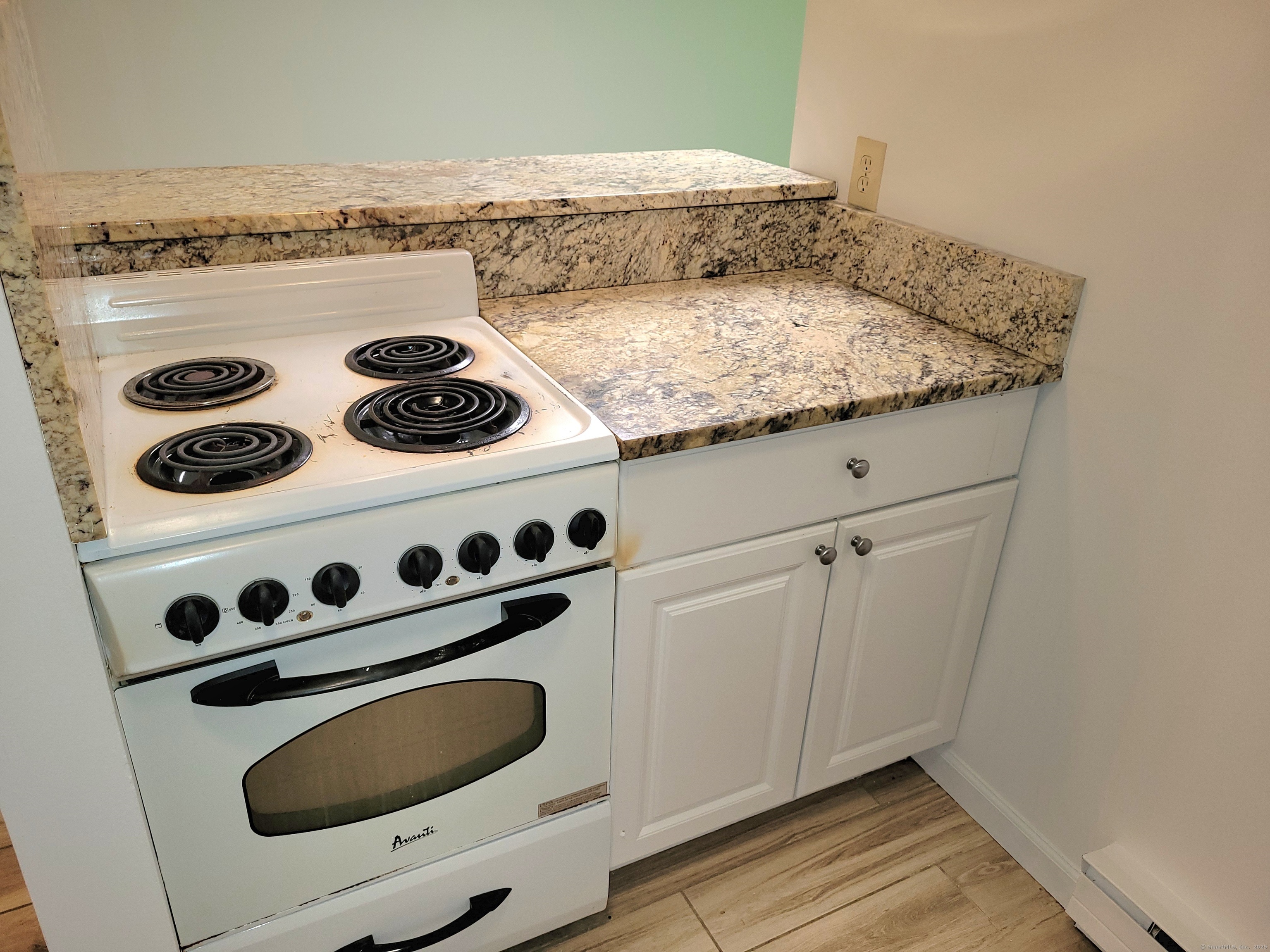 5 Nabby Road, Unit A36 Danbury, CT 06811 - Photo 7 of 9