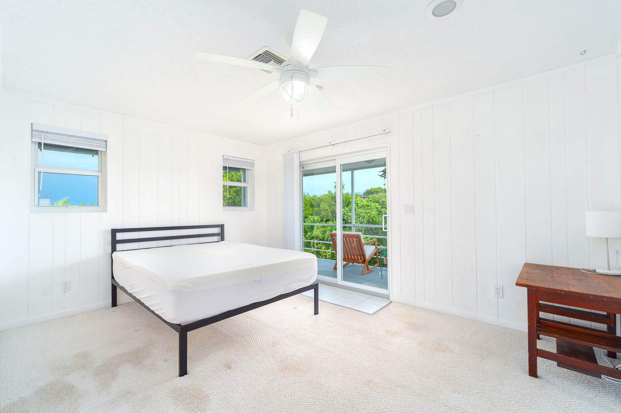 29849 Newfound Boulevard Big Pine Key, FL 33043 - Photo 16 of 25 a living room with furniture and a window