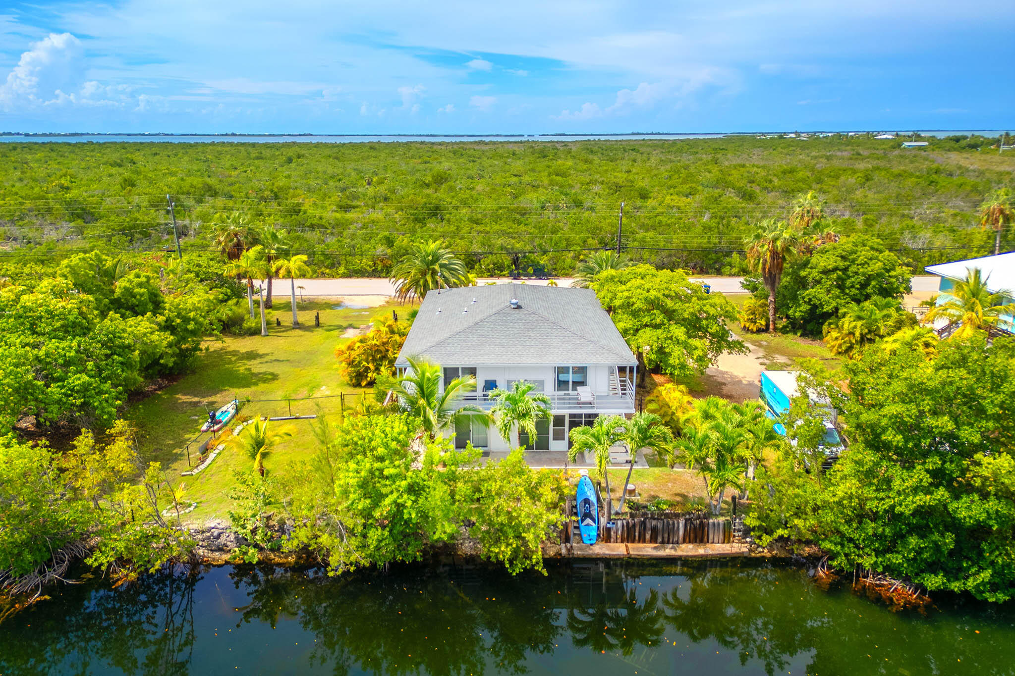 29849 Newfound Boulevard Big Pine Key, FL 33043 - Photo 5 of 25 a view of an ocean from a yard