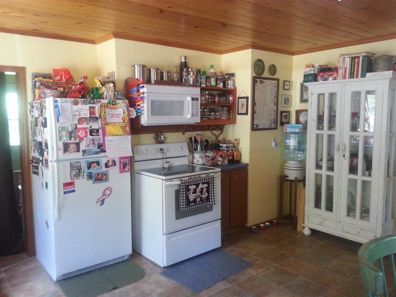 1909 Colestin Road Ashland, OR 97520 - Photo 17 of 24 Additional Photo